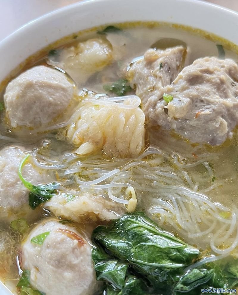 Bakso nyempil